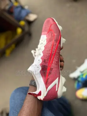 Nike Mercurial Soccer Clear