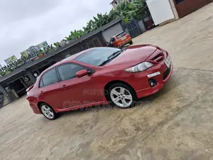 Toyota Corolla 2013 Red