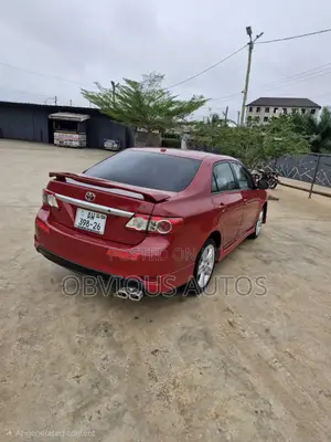 Toyota Corolla 2013 Red