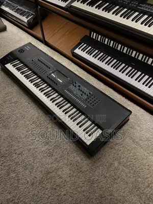 Roland FANTOM 8 EX Synthesizer Workstation