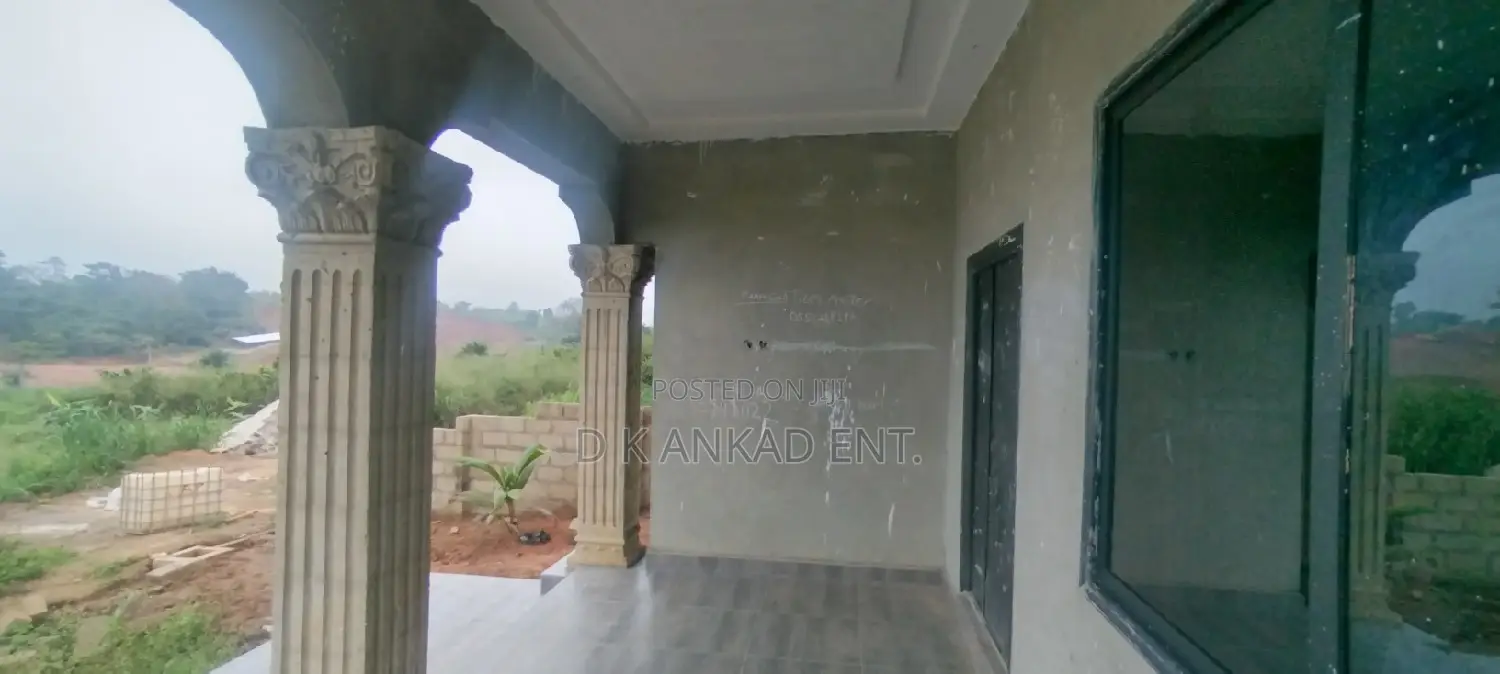 4bdrm House in Atwima Kwanwoma for sale