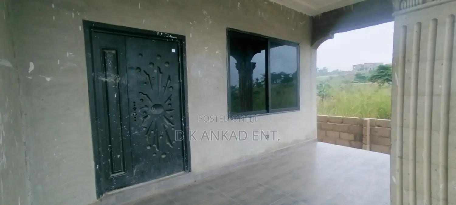 4bdrm House in Atwima Kwanwoma for sale