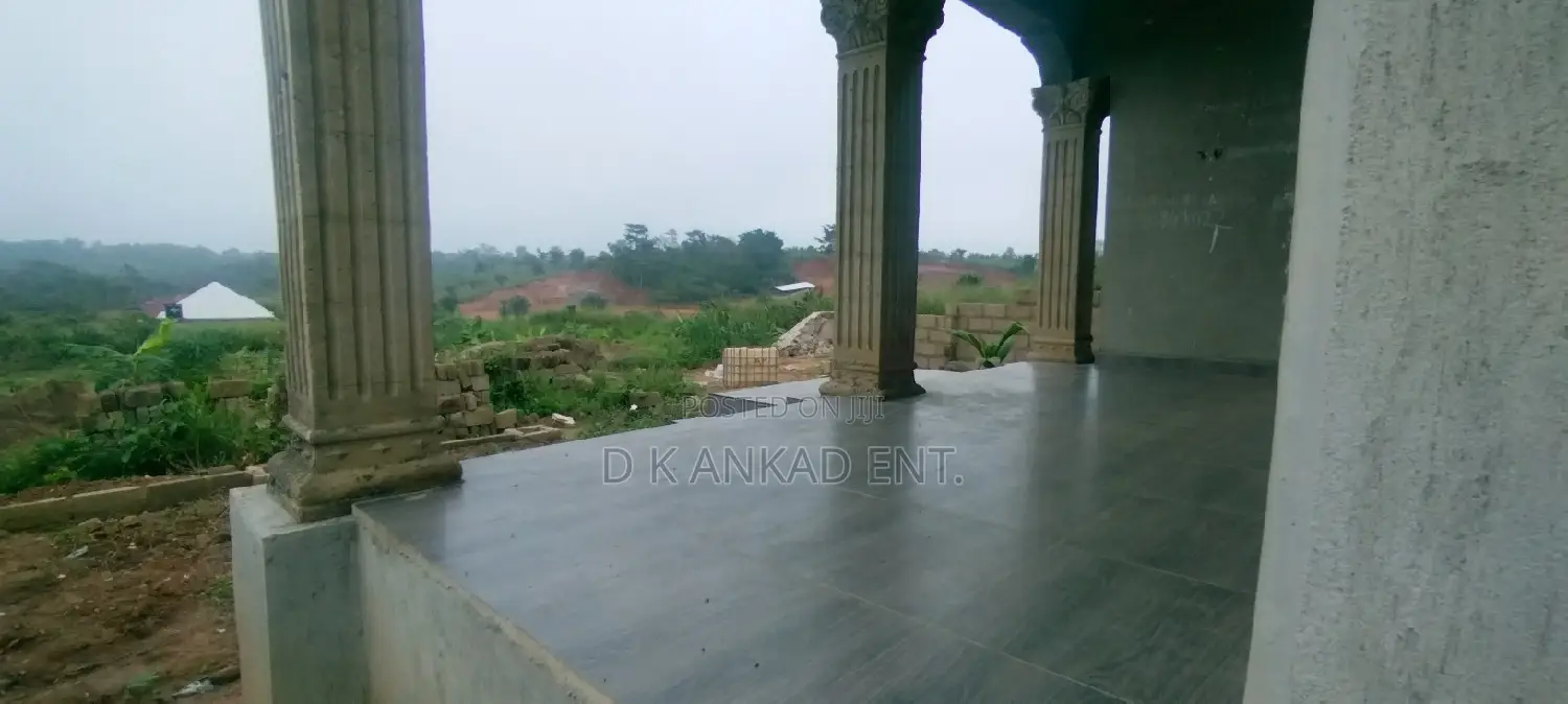 4bdrm House in Atwima Kwanwoma for sale