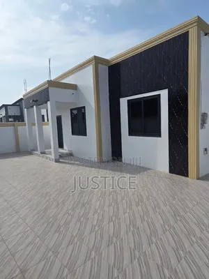 3bdrm House in Kasoa, Adade for sale