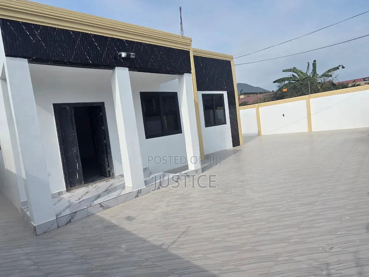 3bdrm House in Kasoa, Adade for sale