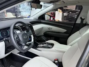 Hyundai Tucson Limited 2022 Green