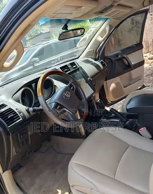 Toyota Land Cruiser Prado 4.0 Petrol TX 2013 Black