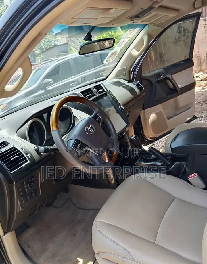 Toyota Land Cruiser Prado 4.0 Petrol TX 2013 Black
