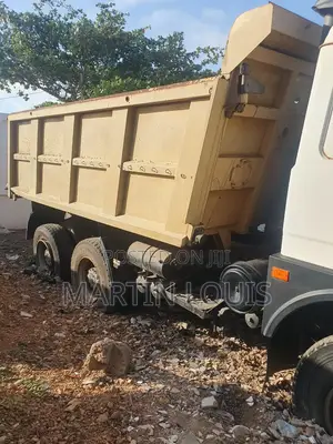 MAZ Tipper Truck