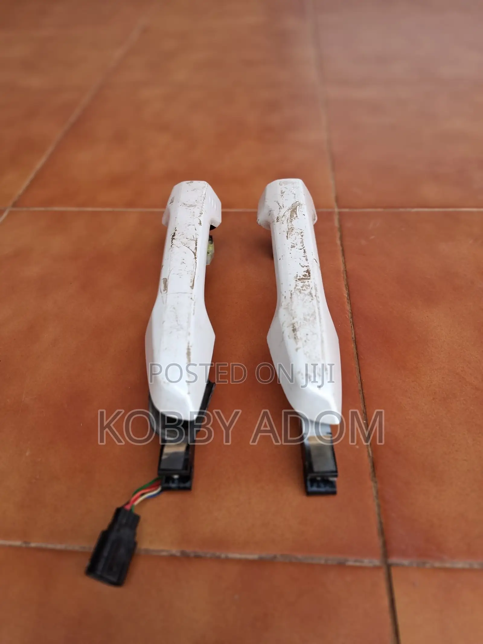 Honda CRV Door Handle With Sensor and Seat