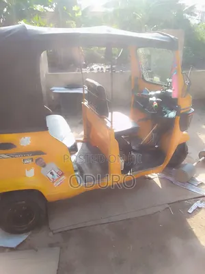 TVS King Deluxe Plus iTouch Start 2020 Yellow