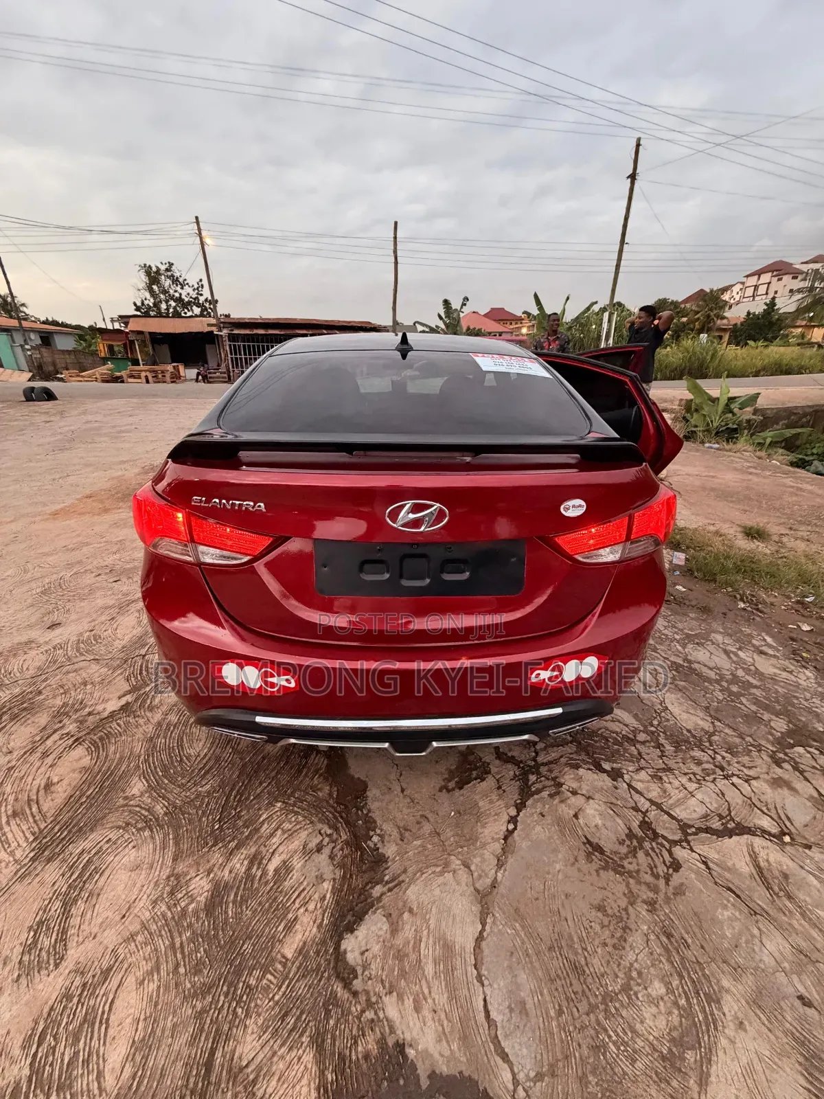 Hyundai Elantra 2013 Red