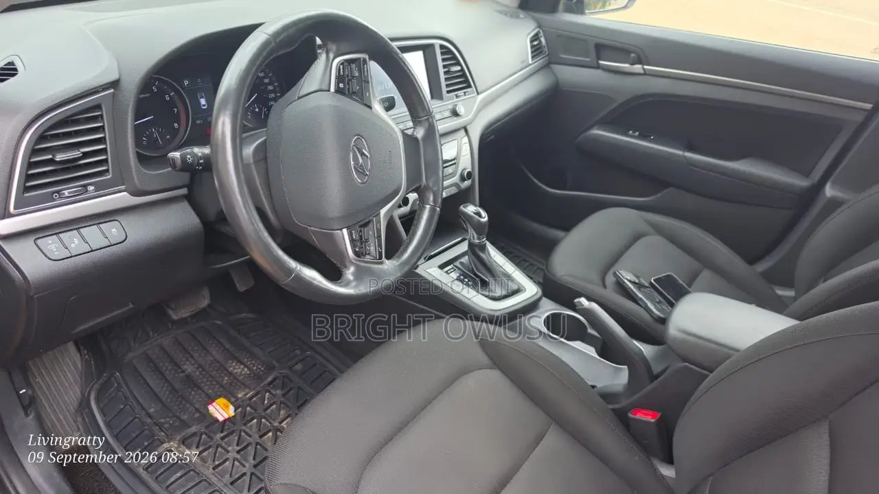 Hyundai Elantra SEL 2018 Gray
