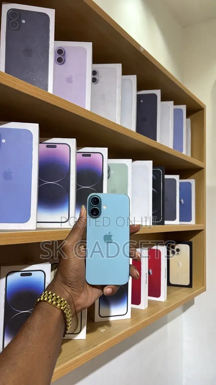 New Apple iPhone 16 128 GB Blue