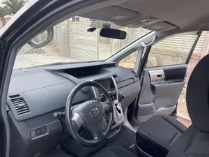 Toyota Voxy 2013 Black