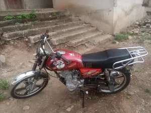 Royal Motorcycle 2021 Red