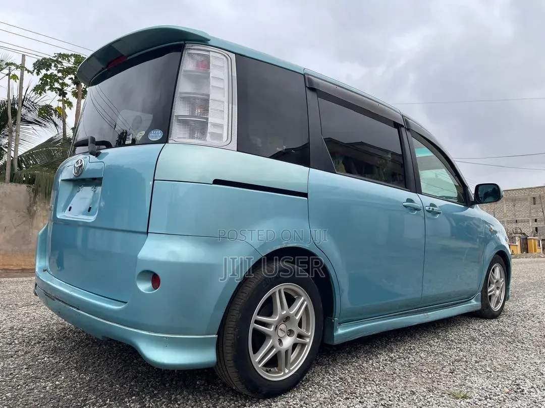 Toyota Sienta 1.5 AWD 2007 Blue