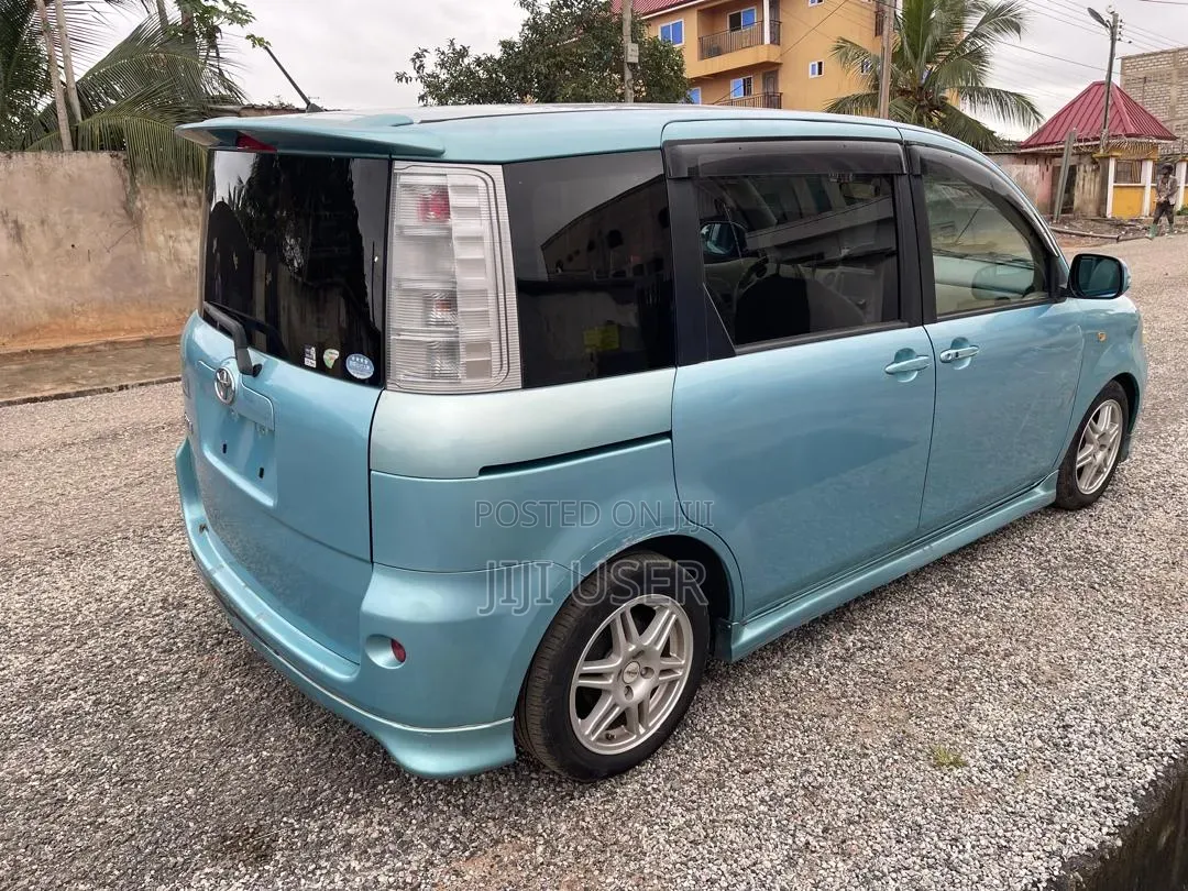 Toyota Sienta 1.5 AWD 2007 Blue