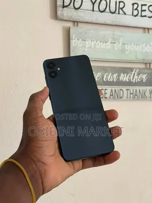Samsung Galaxy A05 64 GB Black