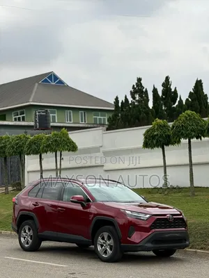 Toyota RAV4 2022 Red