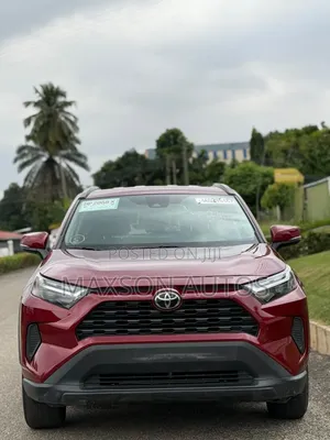 Toyota RAV4 2022 Red