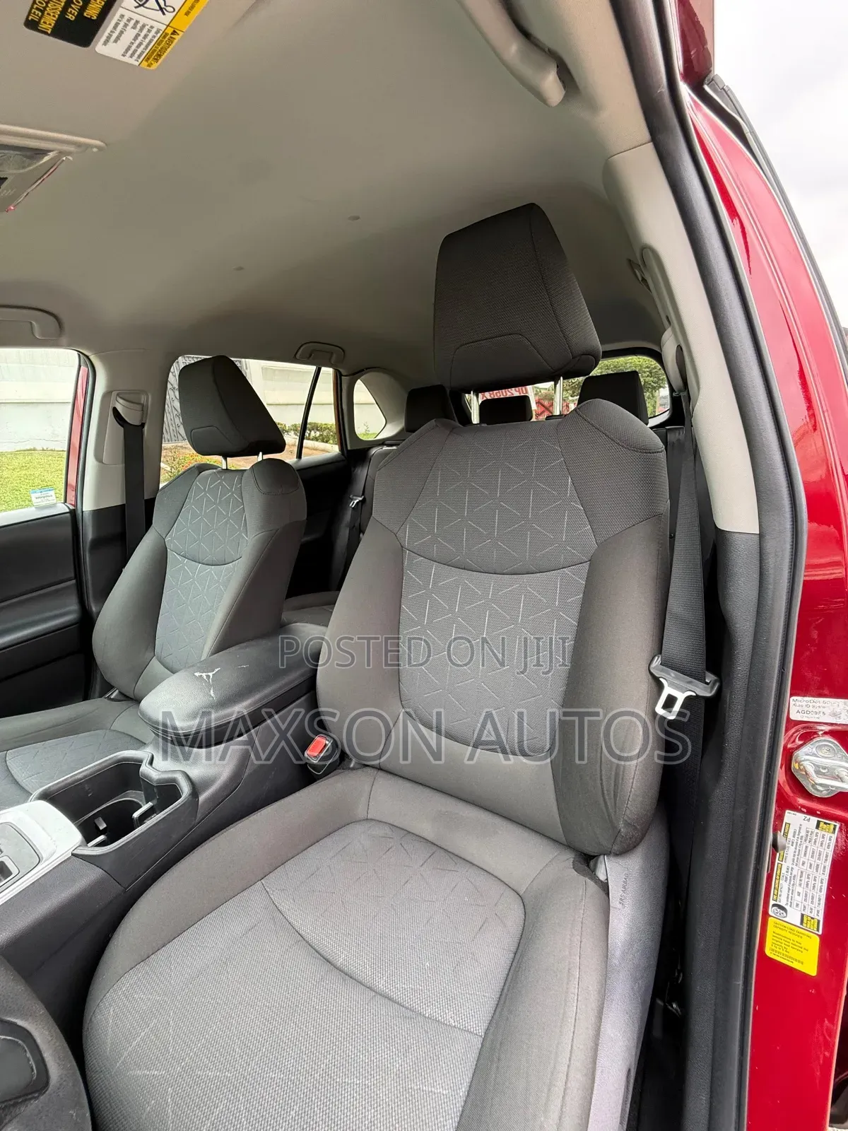Toyota RAV4 2022 Red
