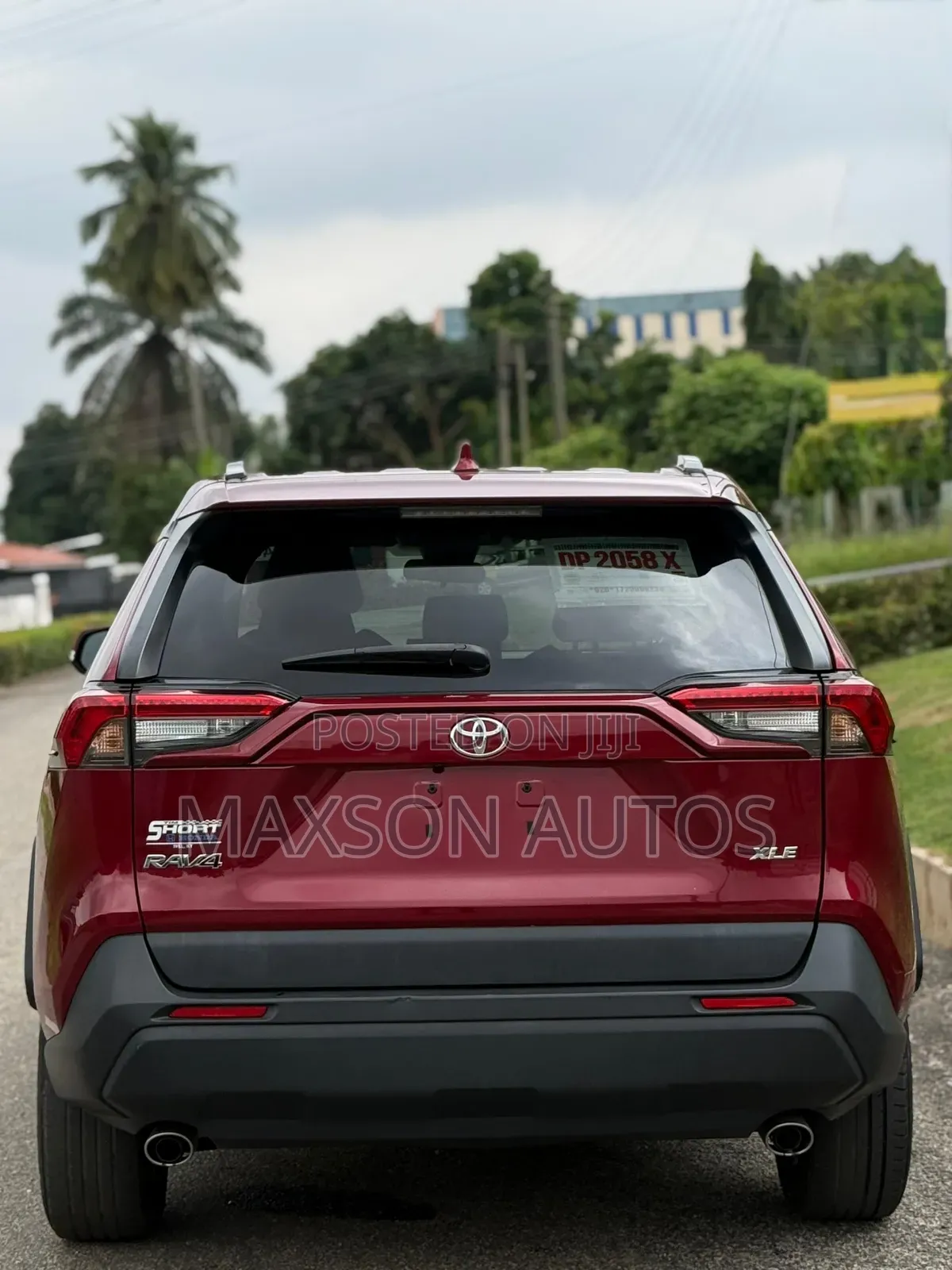 Toyota RAV4 2022 Red