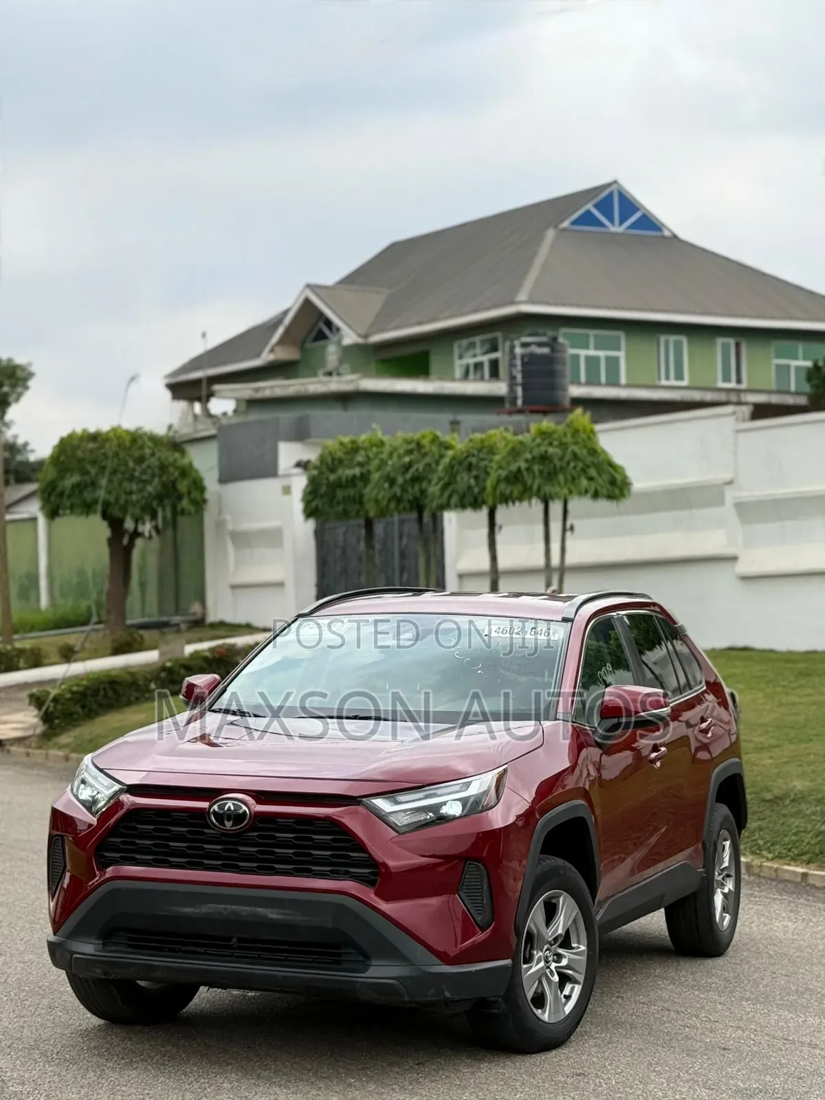 Toyota RAV4 2022 Red