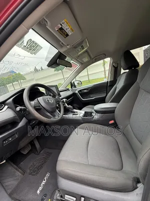 Toyota RAV4 2022 Red