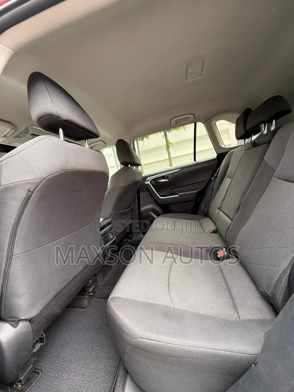 Toyota RAV4 2022 Red