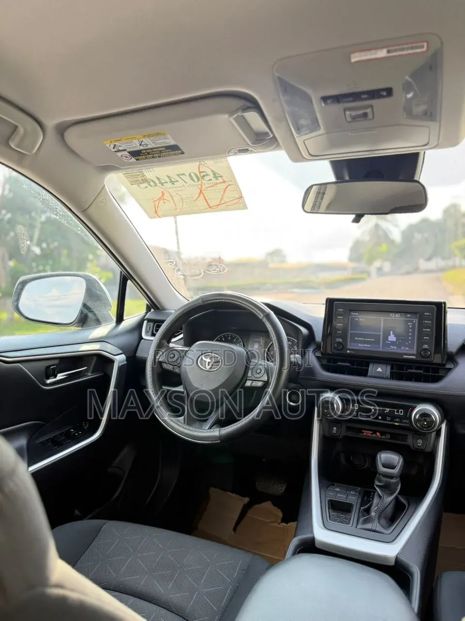 Toyota RAV4 2021 Silver