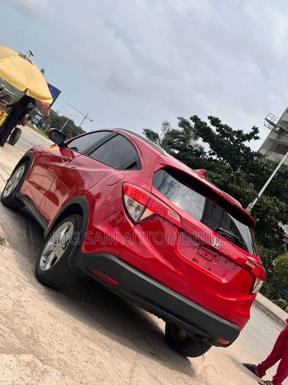 Honda HR-V 4dr SUV (1.5L 4cyl CVT) 2016 Red