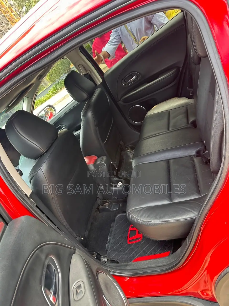 Honda HR-V 4dr SUV (1.5L 4cyl CVT) 2016 Red