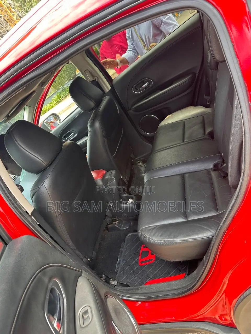 Honda HR-V 4dr SUV (1.5L 4cyl CVT) 2016 Red
