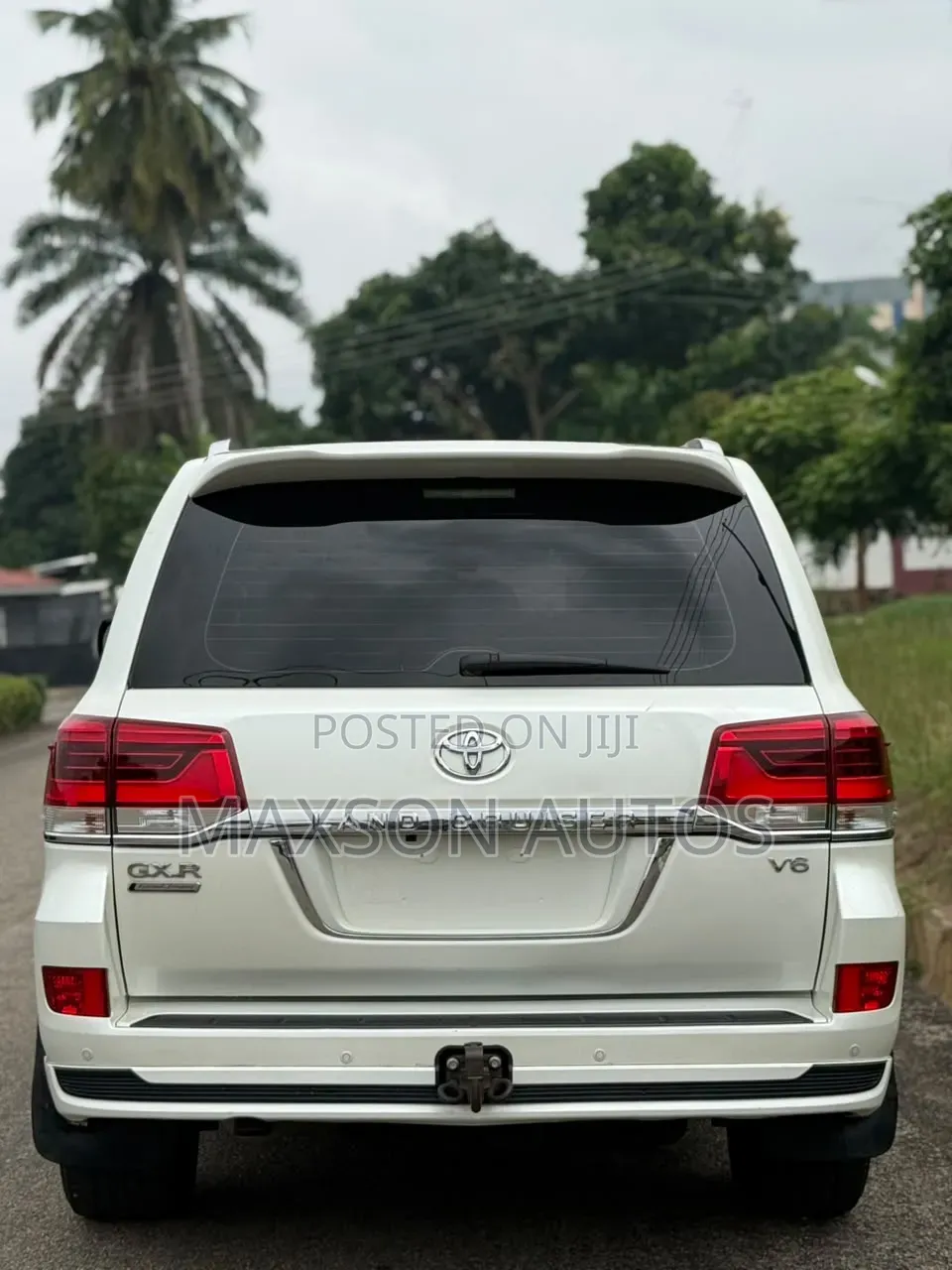 Toyota Land Cruiser 2020 White