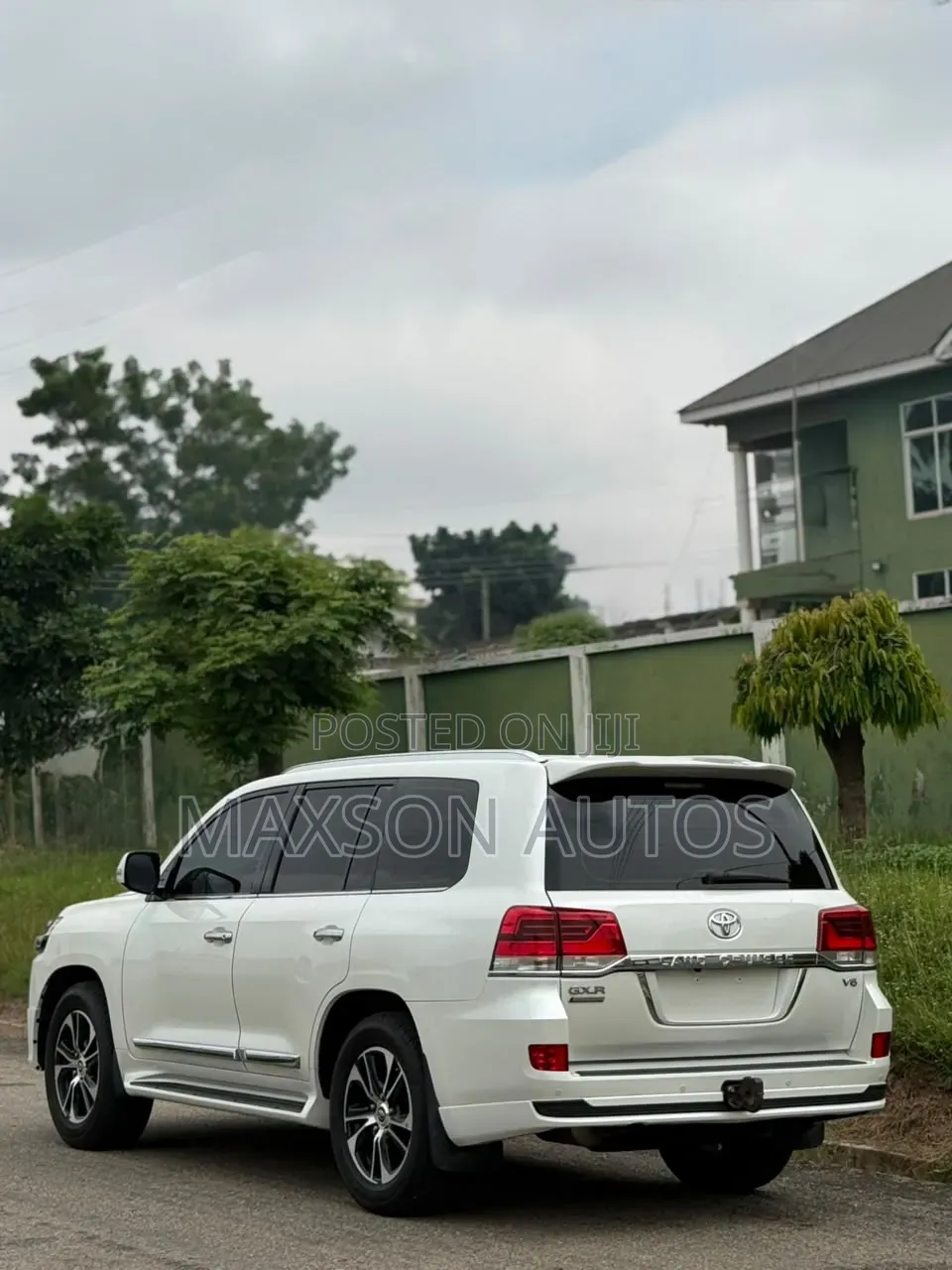 Toyota Land Cruiser 2020 White
