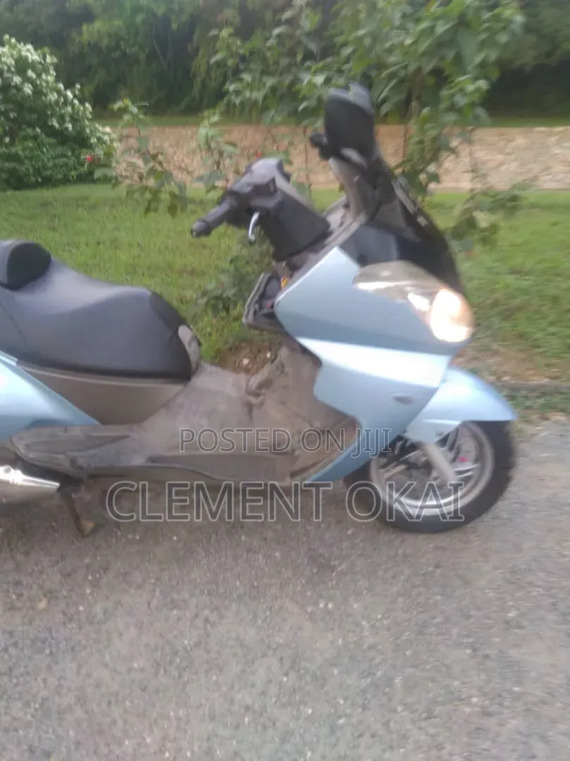 Aprilia Atlantic 2013 Blue