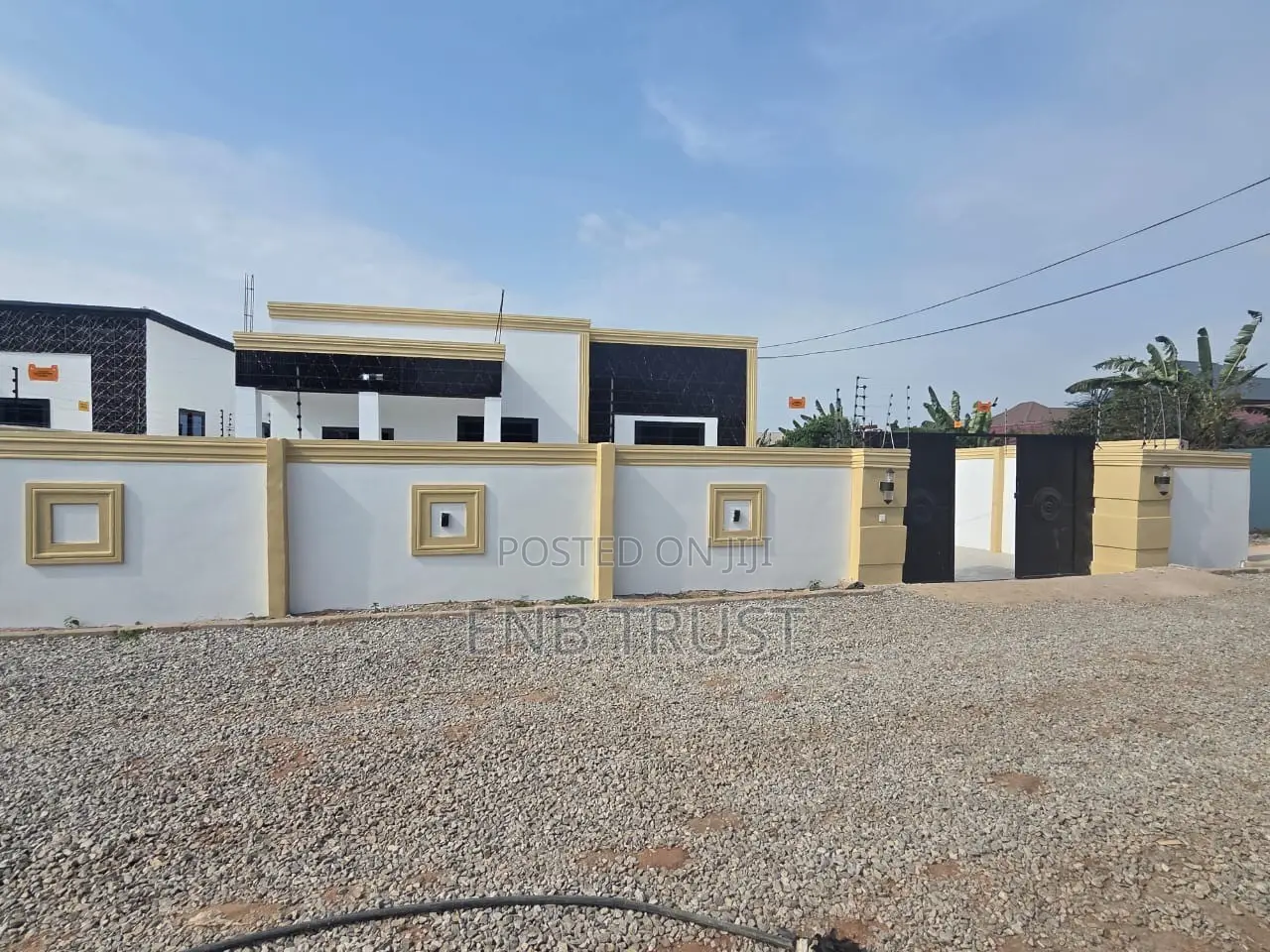 3bdrm House in Kasoa, Adade for sale