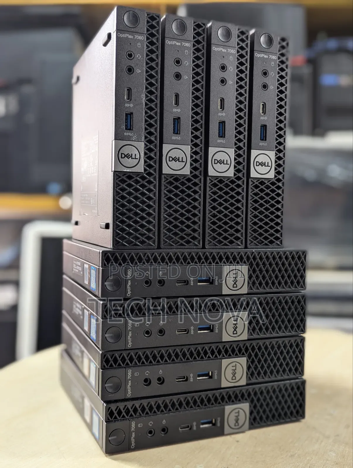 Desktop Computer Dell OptiPlex 7060 8GB Intel Core i7 SSD 256GB