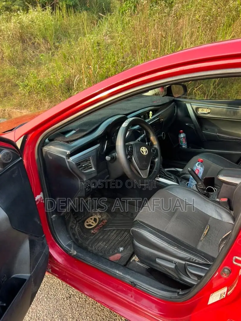 Toyota Corolla S Premium 4dr Sedan (1.8L 4cyl CVT) 2016 Red