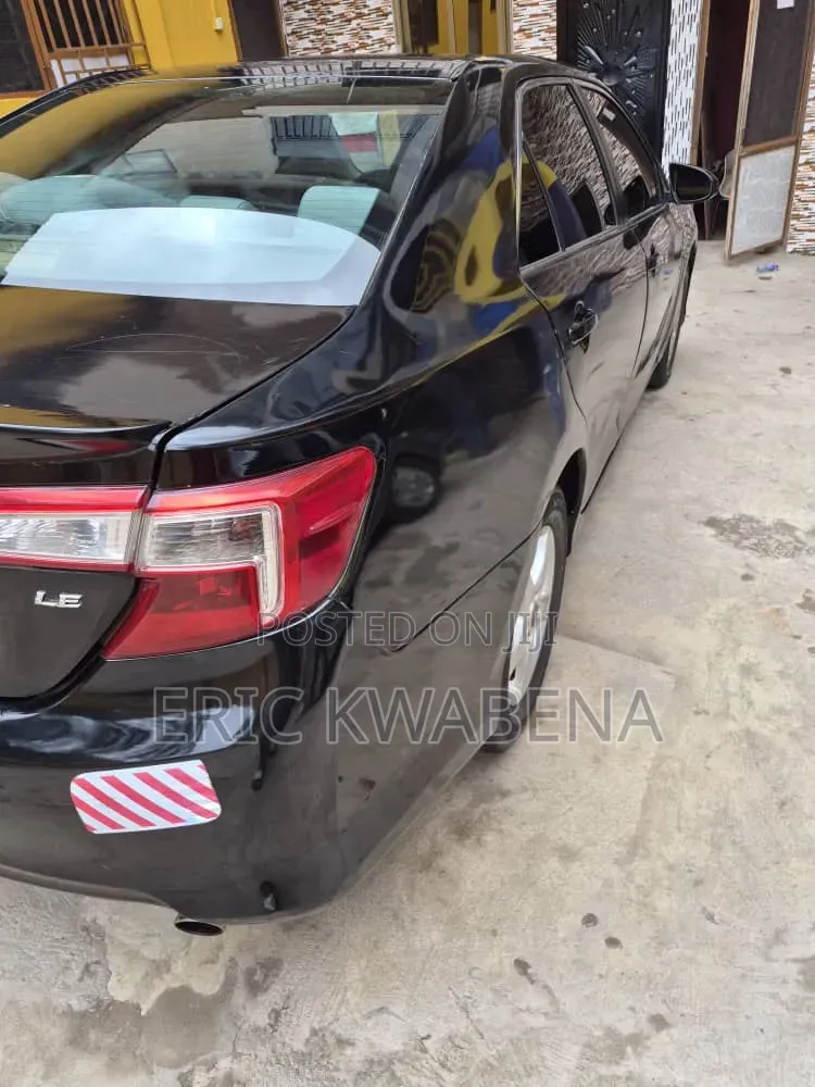 Toyota Camry LE 4dr Sedan (2.5L 4cyl 6A) 2014 Black