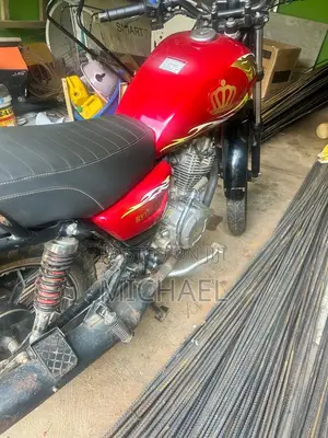 Royal RY150 2026 Red