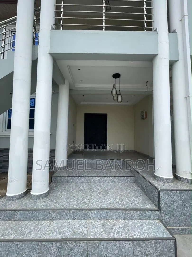 2bdrm Apartment in Ngleshie Amanfro for rent