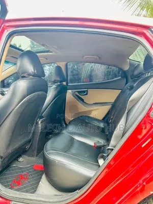 Hyundai Elantra Limited Sedan FWD (1.8L 4cyl 6A) 2013 Red