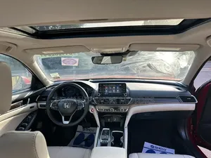 Honda Accord Touring 2.0T 2020 Red
