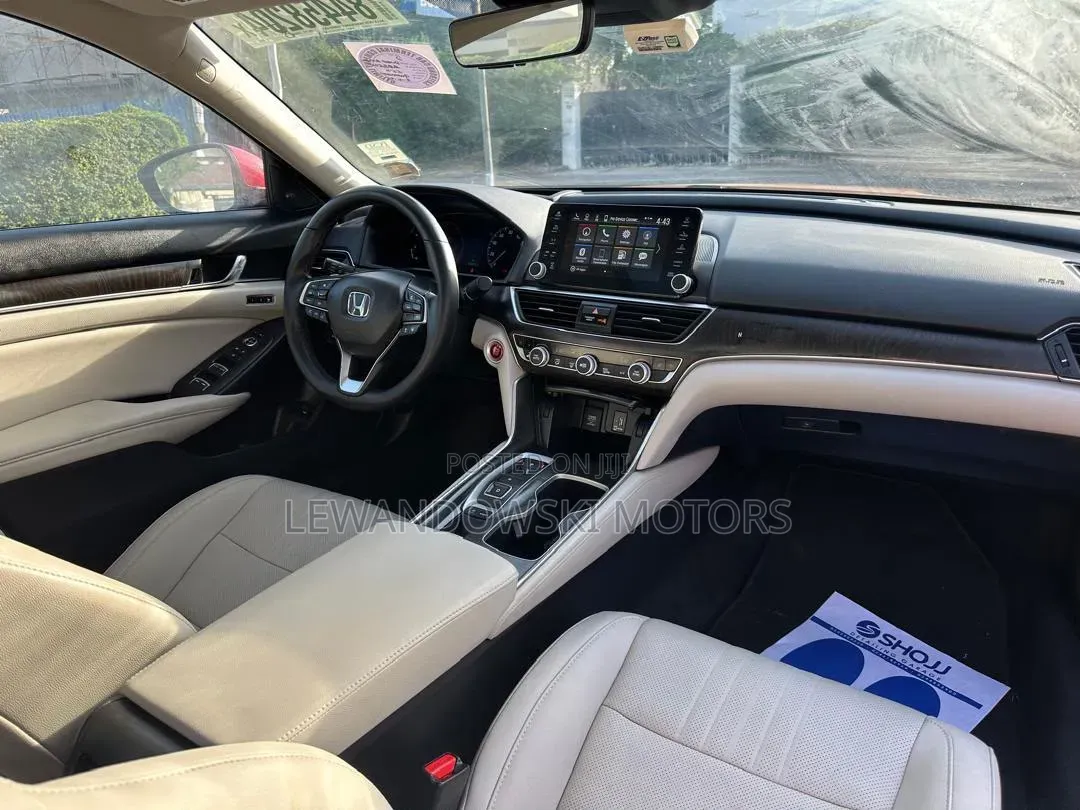 Honda Accord Touring 2.0T 2020 Red