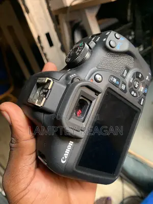 New Canon EOS 2000d