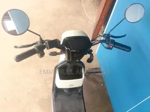Custom Built Motorcycles 2025 White