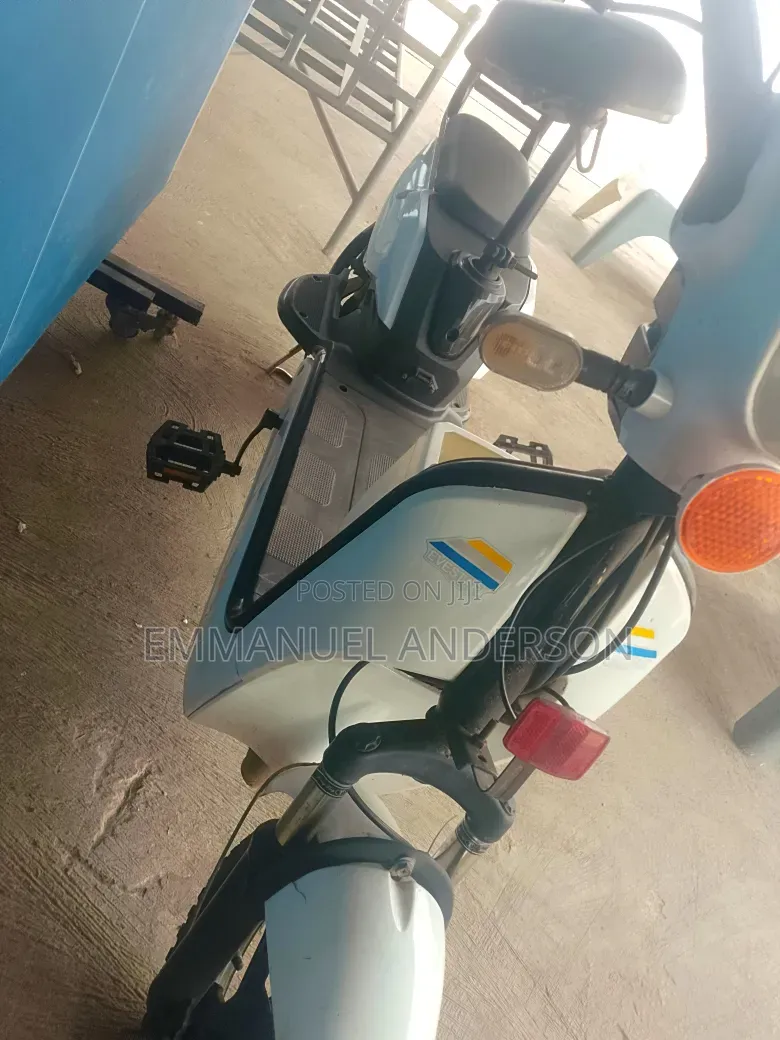 Custom Built Motorcycles 2025 White