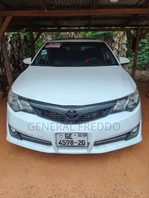 Toyota Camry L 4dr Sedan (2.5L 4cyl 6A) 2014 White